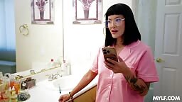 Kitty Chow - Eat My Pussy, Douchebag! (Beef Parody) 28 05 2026